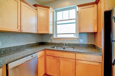 78 S Gardens Way unit 409, Fitchburg, WI 53711 - photo 4