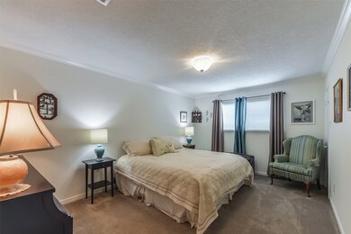 1527 W Sam Houston Pkwy S, Houston, TX 77042 - photo 6