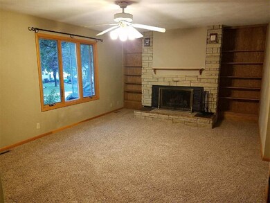 Living Room, NEW CARPET