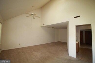 377 E Jackson St, New Holland, PA 17557 - photo 4