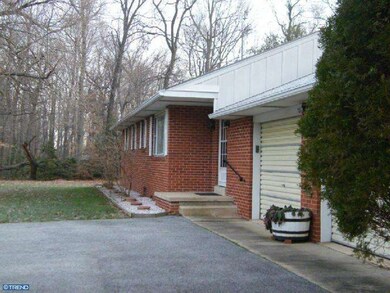 929 Clydesdale Dr, Bear, DE 19701 - photo 2