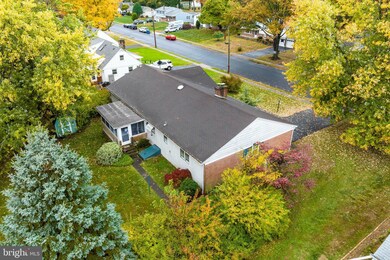 619 Knoll Dr, Lansdale, PA 19446 - photo 4