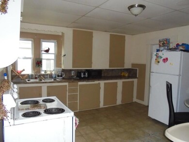 21 Roberts St, Sanford, ME 04073 - photo 6