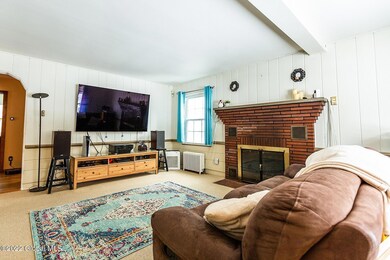 44 Meadow Dr, Troy, NY 12180 - photo 4