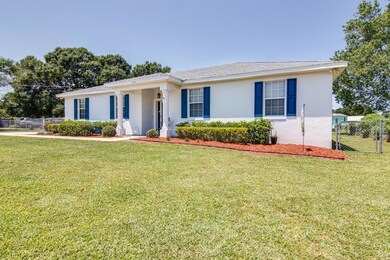 225 Woodfern Dr, Winter Haven, FL 33881 - photo 2