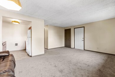 1702 W Prasch Ave, Yakima, WA 98902 - photo 4