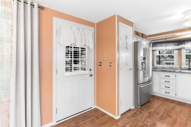 Entrance into Kitchen/Dining Area