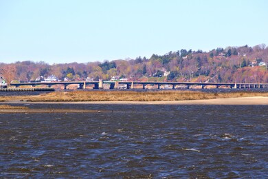 46 Normandie Place, Sea Bright, NJ 07760 - photo 4