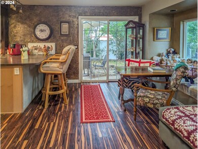 3842 Melrose Rd, Roseburg, OR 97471 - photo 7