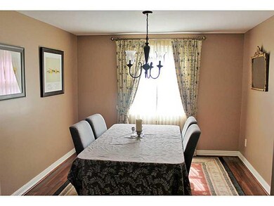 Dining Room. Perfect space for a dinner party or h