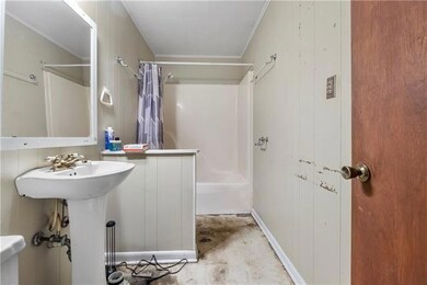 611 Chennault St, Bunkie, LA 71322 - photo 6