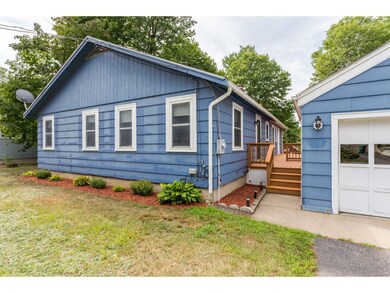 21 Howe St, Rochester, NH 03867 - photo 2