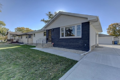 3538 41st St, Highland, IN 46322 - photo 2