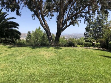 10,100 s.f. lot with beautiful views and mature la