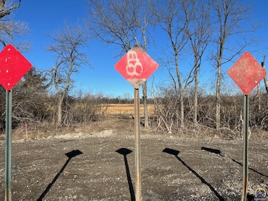 000 U S 75, Topeka, KS 66614 - photo 2