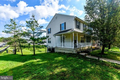 6900 Diamond Ct, District Heights, MD 20747 - photo 4