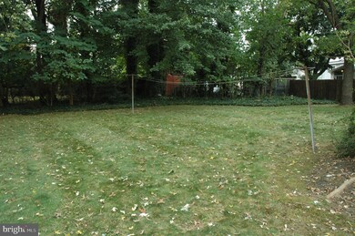 8 Regent Rd, Cherry Hill, NJ 08003 - photo 7