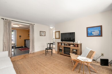 5 Village Ct unit 3, Vineyard Haven, MA 02568 - photo 7