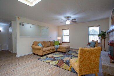 5801 Knollwood Dr NE, Albuquerque, NM 87109 - photo 6