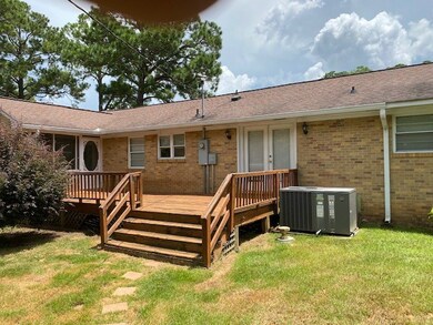 1203 Forest Glen Dr, Albany, GA 31707 - photo 7