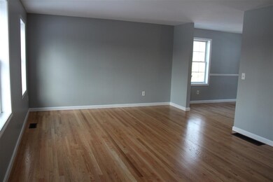 11 Van Buren Cir, Goffstown, NH 03045 - photo 6