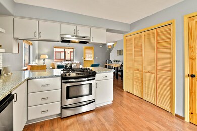 Kitchen & Laundry