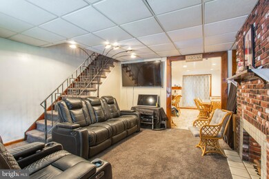 4311 Oakmont St, Philadelphia, PA 19136 - photo 7