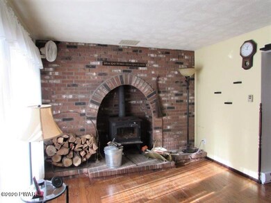 124 Highland Ln, Hawley, PA 18428 - photo 7