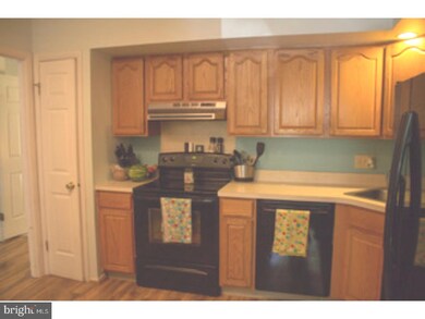 142 Bishop Dr, Chester, PA 19014 - photo 4