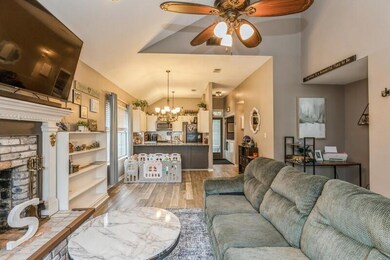 Living room/Dining Room