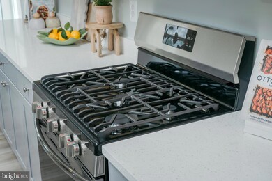 5192 Newport Cir, White Plains, MD 20695 - photo 6