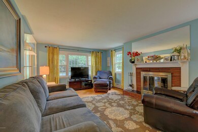 2005 Living Room