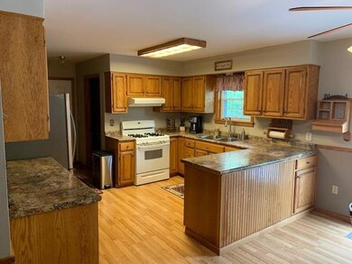 1260 N 500 E, Knox, IN 46534 - photo 2