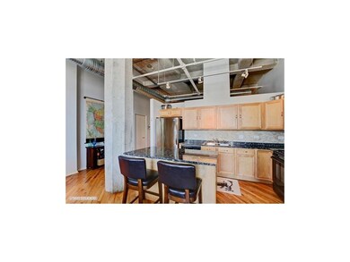 2107 Grand Blvd unit 804, Kansas City, MO 64108 - photo 6