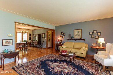 006-Living_Room-2788125-small