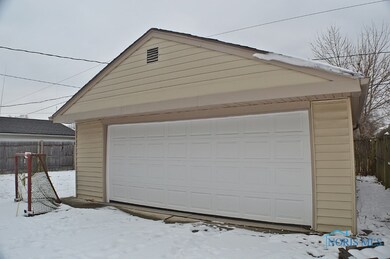 4458 282nd St, Toledo, OH 43611 - photo 3