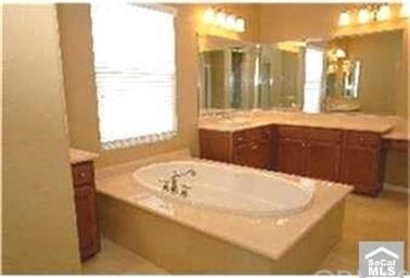 6829 Jade Ln, Carlsbad, CA 92009 - photo 5