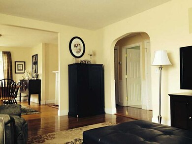 2 Alma Ave, Bristol, RI 02809 - photo 5