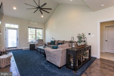 107 Brentwood Ct, Colmar, PA 18915 - photo 5