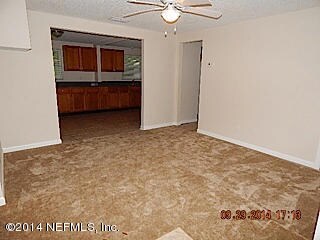 6038 Verdes Rd, Jacksonville, FL 32244 - photo 7