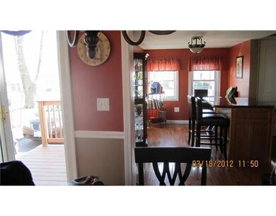 143 Endicott Dr, Warwick, RI 02886 - photo 5
