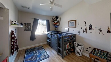 1414-Setter-Dr-Redding-CA-Bedroom(3)