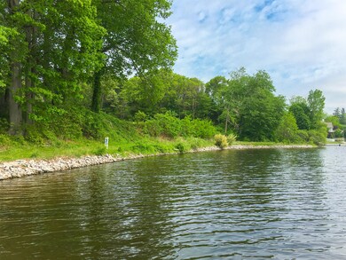 16119 Coventry Ln unit 17, Spring Lake, MI 49456 - photo 2