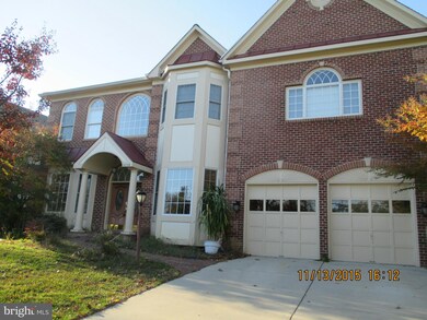 5858 Glen Forest Dr, Falls Church, VA 22041 - photo 2