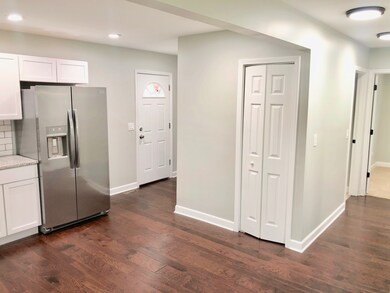 2212 Devonshire Rd, Waukegan, IL 60087 - photo 4