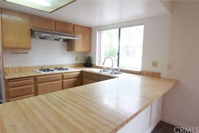 Bright and Airy Kitchen with Large countertop