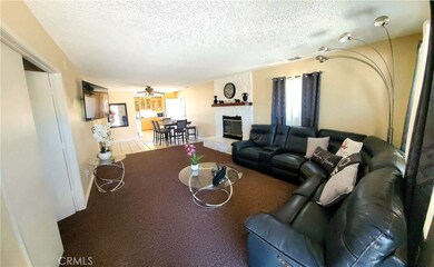 16161 Wimbleton Dr, Victorville, CA 92395 - photo 4
