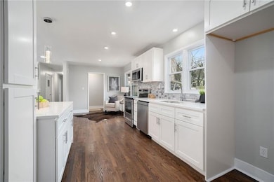 5205 Nieman Rd, Shawnee, KS 66203 - photo 2