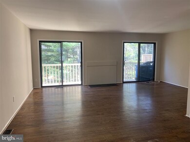 18500 Eagles Roost Dr, Germantown, MD 20874 - photo 7