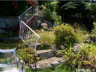 Landscaping. Steps  down to river side.